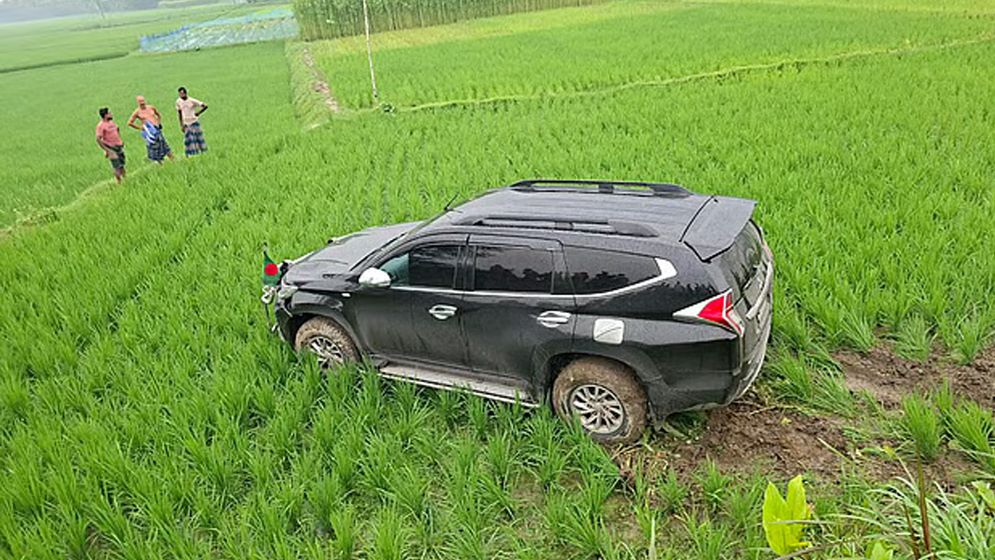 বগুড়ায় প্রতিমন্ত্রীর গাড়ির ধাক্কায় আহত নারীর মৃত্যু