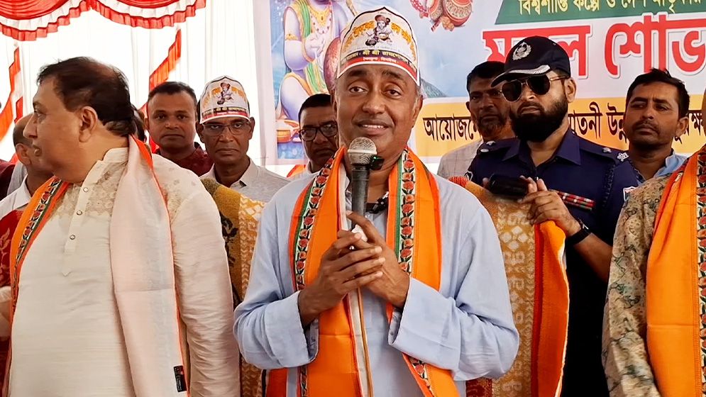 দেশের সকল ধর্মের মানুষ নির্বিঘ্নে নিজ নিজ ধর্ম পালন করছে : আইনমন্ত্রী