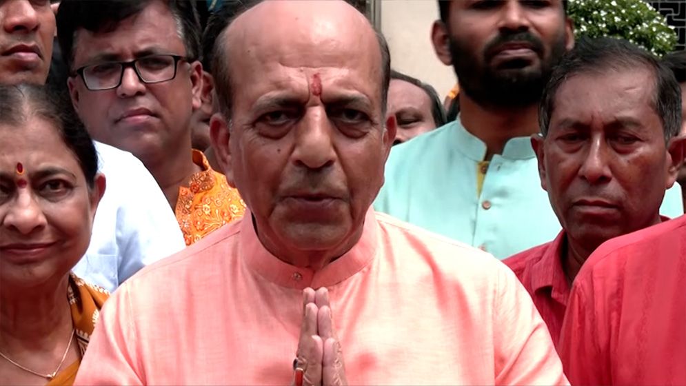 জন্মাষ্টমী উপলক্ষে ঢাকেশ্বরী মন্দিরে ঢাকায় নিযুক্ত ভারতীয় হাইকমিশনার