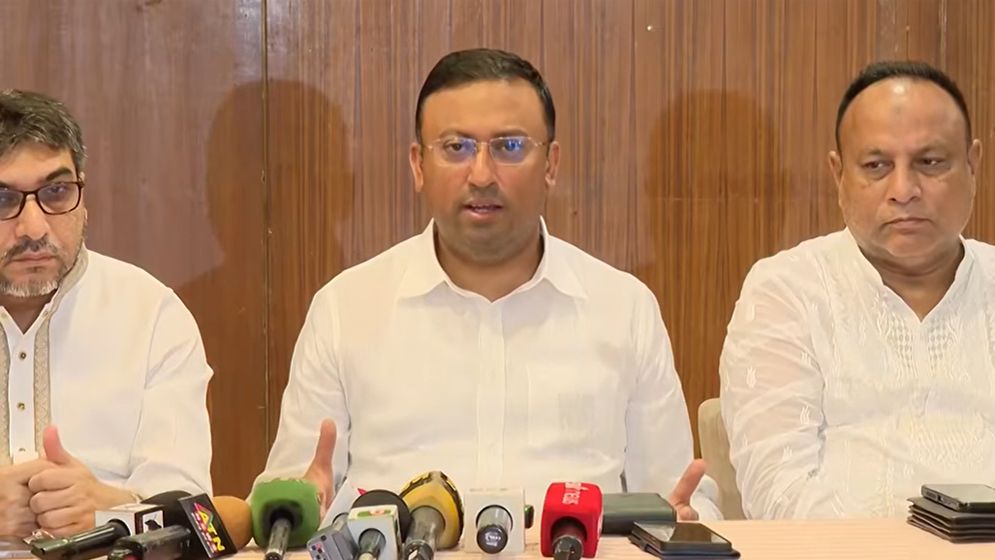 সমস্যা থাকলেও ভারতের সাথে আলোচনার পথ বন্ধ নেই: হুমায়ুন কবির