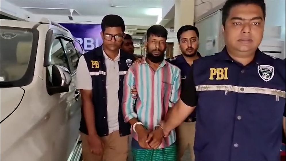 আশুলিয়ায় আলোচিত ট্রিপল মার্ডারের রহস্য উন্মোচন, পরকীয়ার বিরোধে হত্যার দাবি পুলিশের