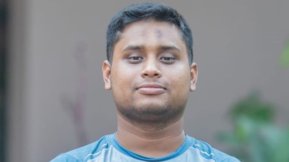 সরকারকে মনে করিয়ে দিতে চাই, তরুণরা জাগ্রত আছে: হাসনাত আব্দুল্লাহ