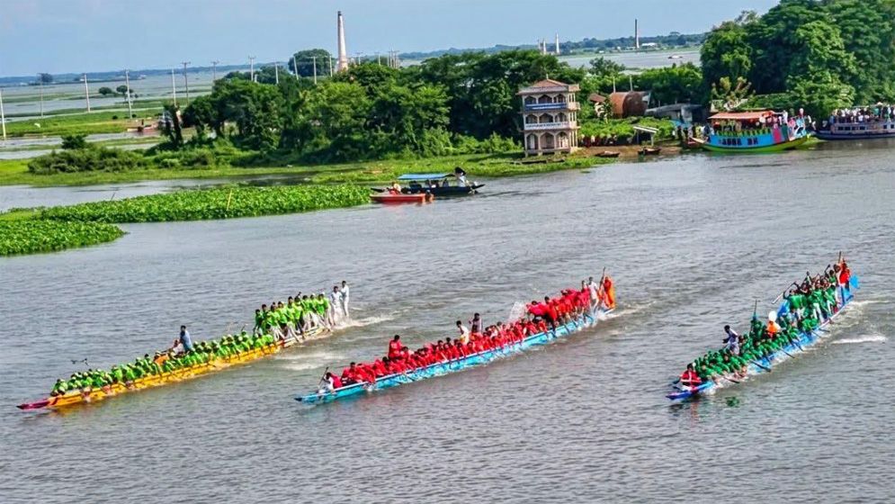 ২ বছর পর তিতাসে ফিরল ঐতিহ্যবাহী নৌকা বাইচ