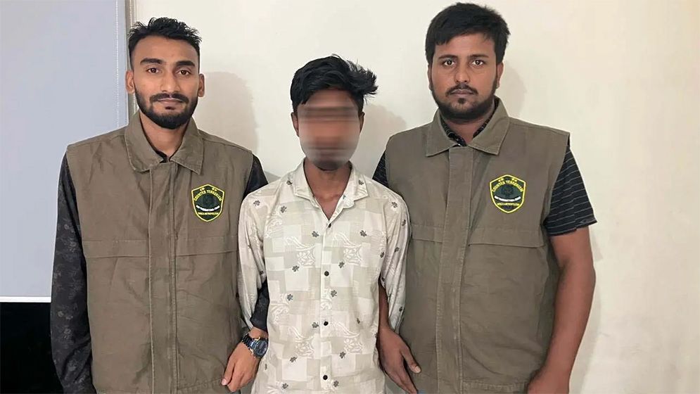 এনআইডি-সিডিআর-জন্মনিবন্ধনের তথ্য বেচাকেনা, যুবক গ্রেফতার