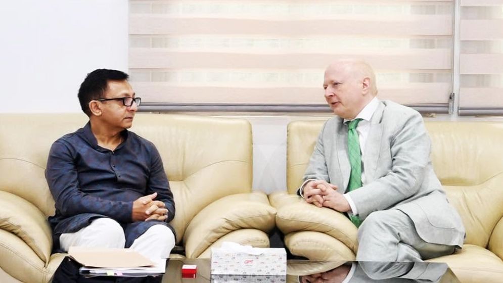 চামড়া শিল্প ও জাহাজ নির্মাণ খাতে জার্মান বিনিয়োগ চায় বাংলাদেশ