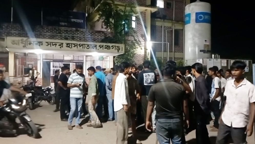 পঞ্চগড়ে গভীর রাতে বিএনপির দু'পক্ষের সংঘর্ষ, আহত ১৫