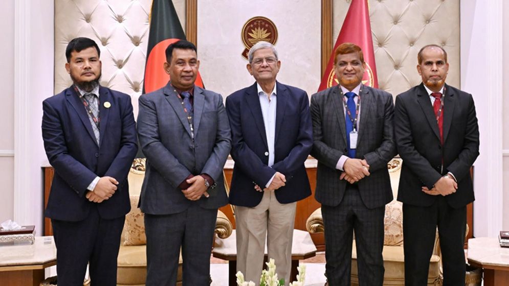 রাসায়নিক সার-কীটনাশকের যথেচ্ছ ব্যবহার রোধে সচেতন হওয়ার আহ্বান রাষ্ট্রপতির