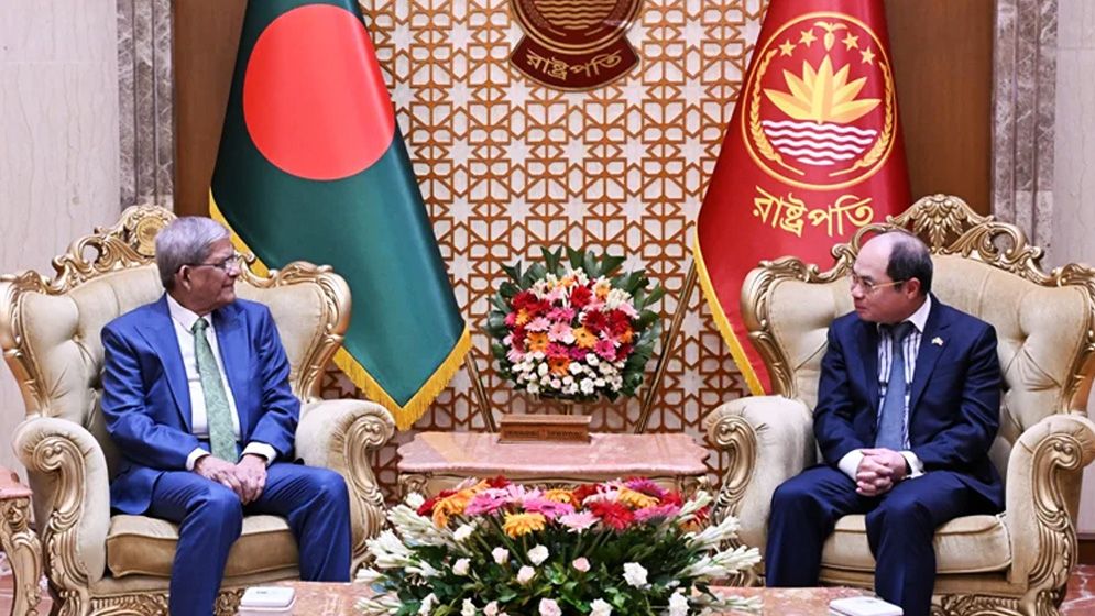 বাংলাদেশিদের জন্য ভিয়েতনামের ভিসা ব্যবস্থা সহজীকরণের আহ্বান রাষ্ট্রপতির