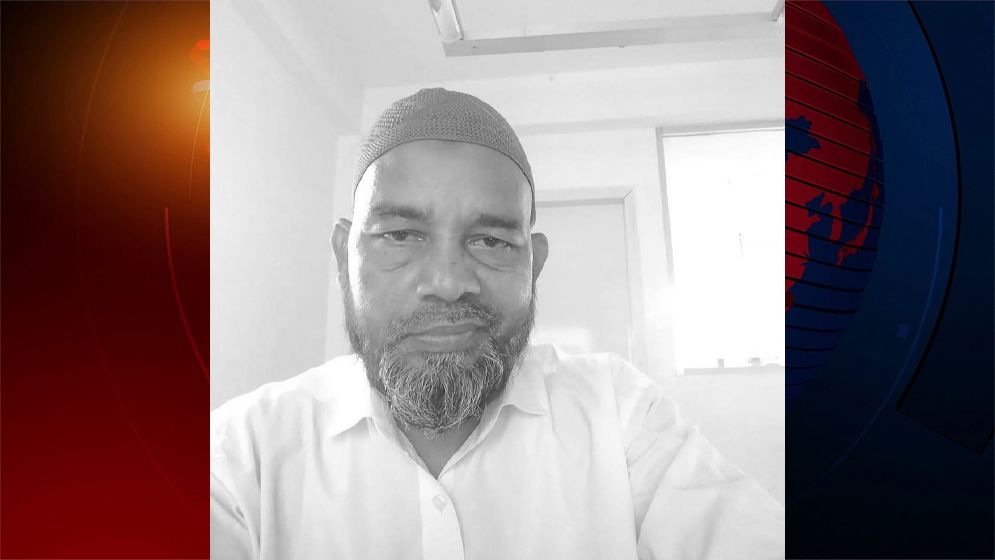 রাজধানীর ধউর এলাকায় বাসের ধাক্কায় পোশাক কারখানার কর্মকর্তা নিহত