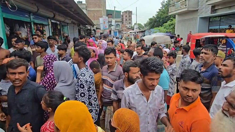 গাজীপুরে বাড়িতে ঢুকে নারীকে ছুরিকাঘাত, হাসপাতালে মৃত্যু