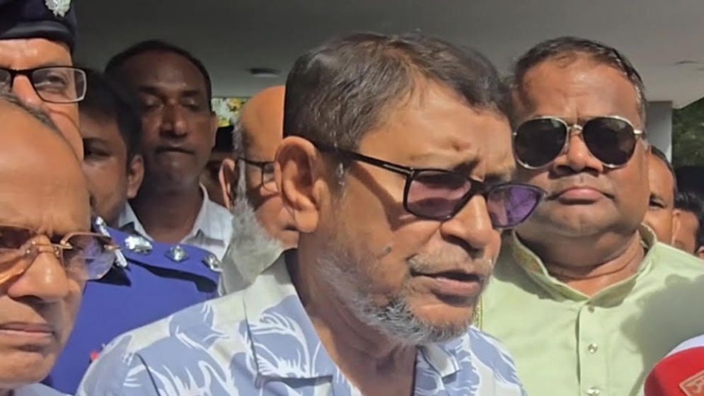 সরকারি হাসপাতালের সামনে কোনো ক্লিনিকের অনুমোদন দেওয়া হবে না: স্বাস্থ্যমন্ত্রী