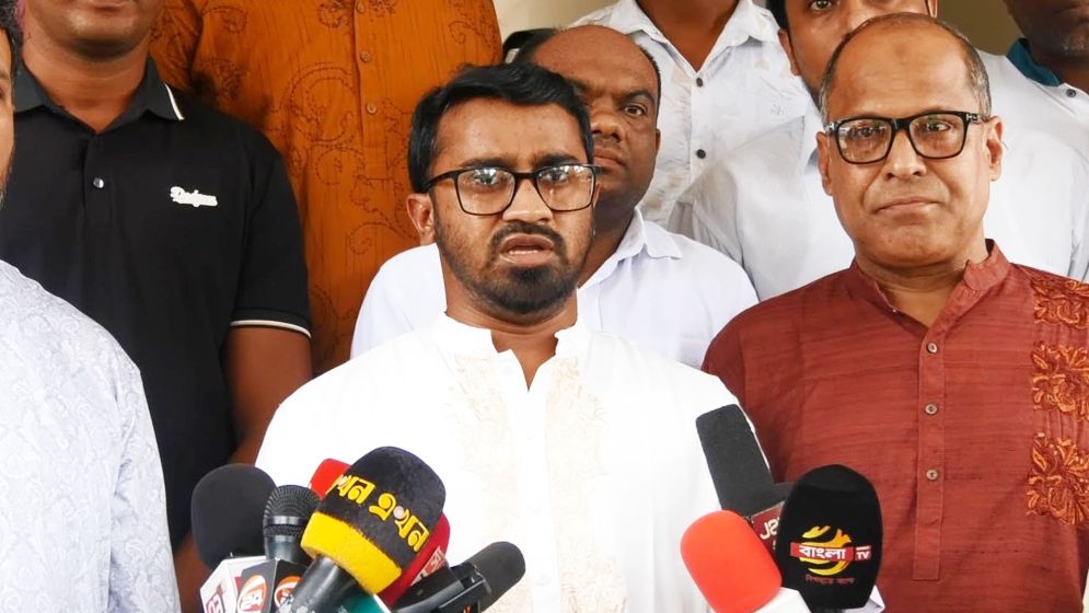 জামায়াত ক্ষমতায় গেলে আ. লীগের চেয়েও বড় ফ্যাসিস্ট হবে: রাশেদ খাঁন