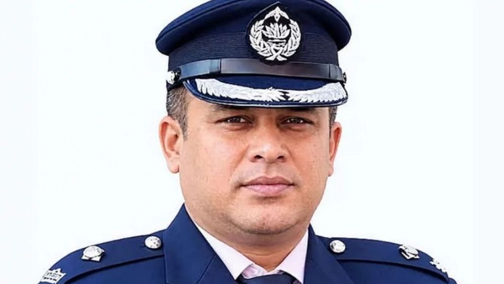 রাষ্ট্রদ্রোহ মামলায় গ্রেফতার ক্যান্টনমেন্ট থানার সাবেক ওসি রাকিবুল