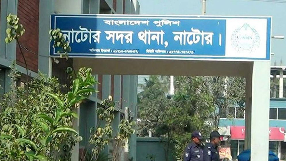 নাটোরে শিশুর আঙুল কেটে ফেলার অভিযোগে মামলা, কনস্টেবল ও তার স্ত্রী কারাগারে