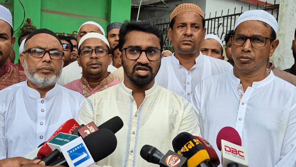 আদৌ কি জামায়াত আমির-নাহিদ নির্বাচনে পাস করেছিল? প্রশ্ন রাশেদ খাঁনের