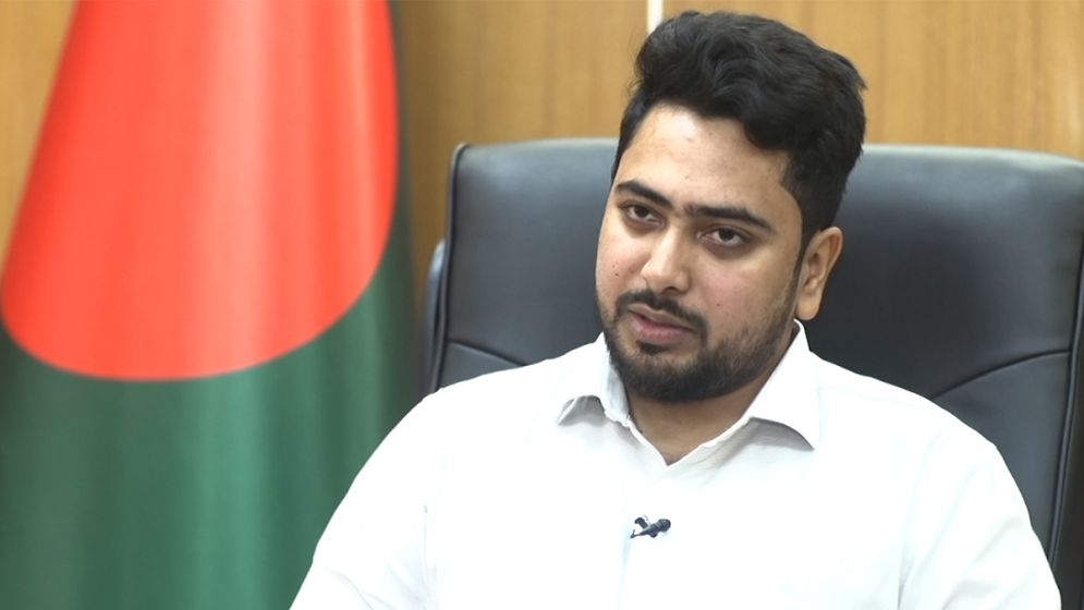প্রাথমিক শিক্ষক নিয়োগেও চূড়ান্ত প্রহসনের নজির স্থাপন করেছে সরকার: নাহিদ
