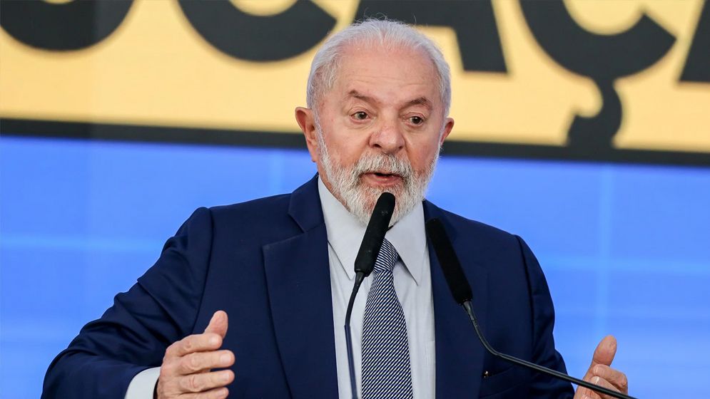 প্রেসিডেন্ট নির্বাচন সামনে রেখে অনলাইন জুয়ায় নিষেধাজ্ঞা দিলেন ব্রাজিলের লুলা