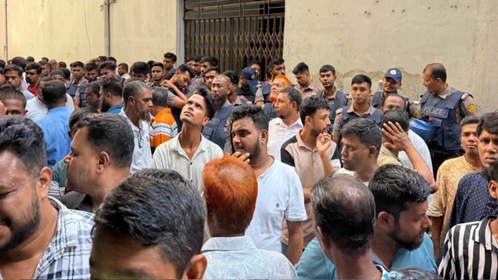জাসদ কার্যালয়ে পুলিশের অভিযান, বিপুল সংখ্যক আ. লীগ নেতাকর্মী আটক