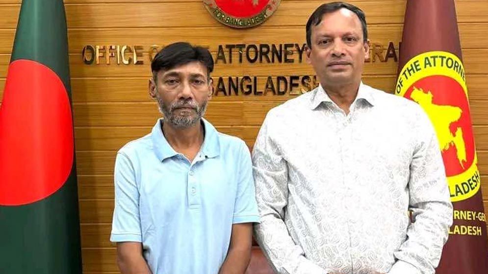 অ্যাটর্নি-জেনারেলের সঙ্গে নিহত শিশু রামিসার পিতা আব্দুল হান্নান মোল্লার সাক্ষাৎ