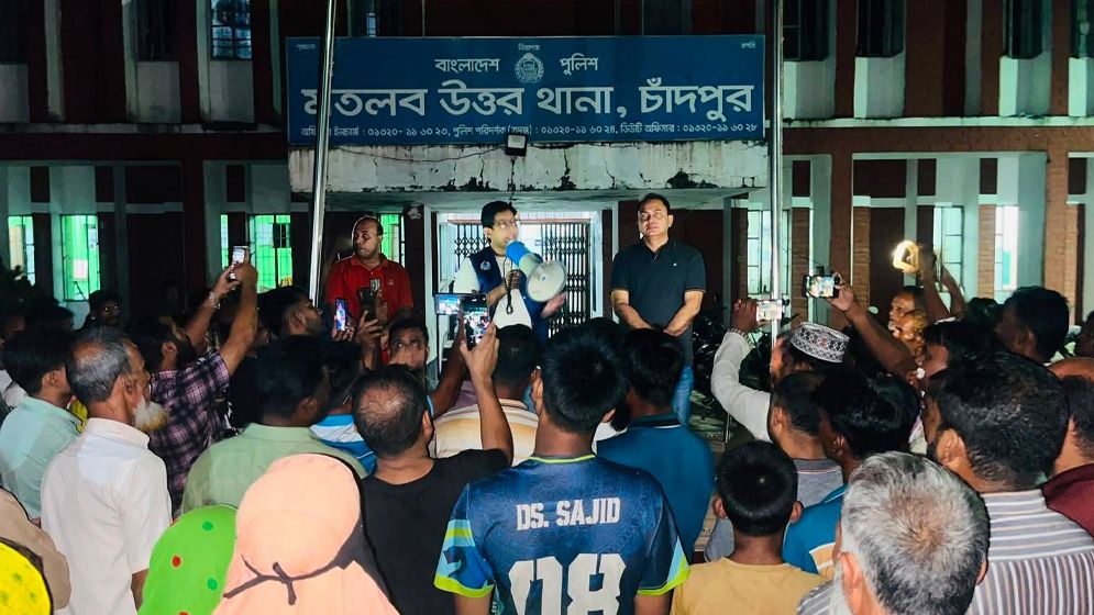 কিশোর অপরাধ দমনে রাতে তিন জেলায় পুলিশের অভিযান, আটক ১০২৯