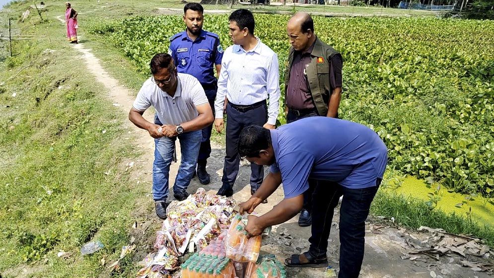 যশোরের কেশবপুরে ভেজাল শিশু খাদ্য বিক্রির অভিযোগে ২ লাখ টাকা জরিমানা