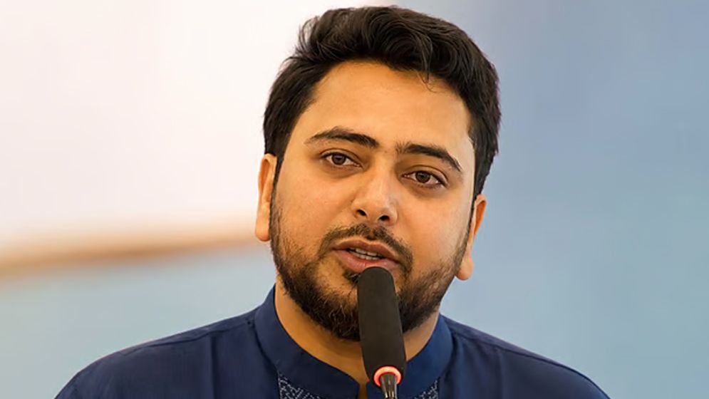 রাষ্ট্রের সংস্কার ঠেকাতে সংবিধান সংশোধন কমিটির নাটক করছে সরকার: নাহিদ ইসলাম