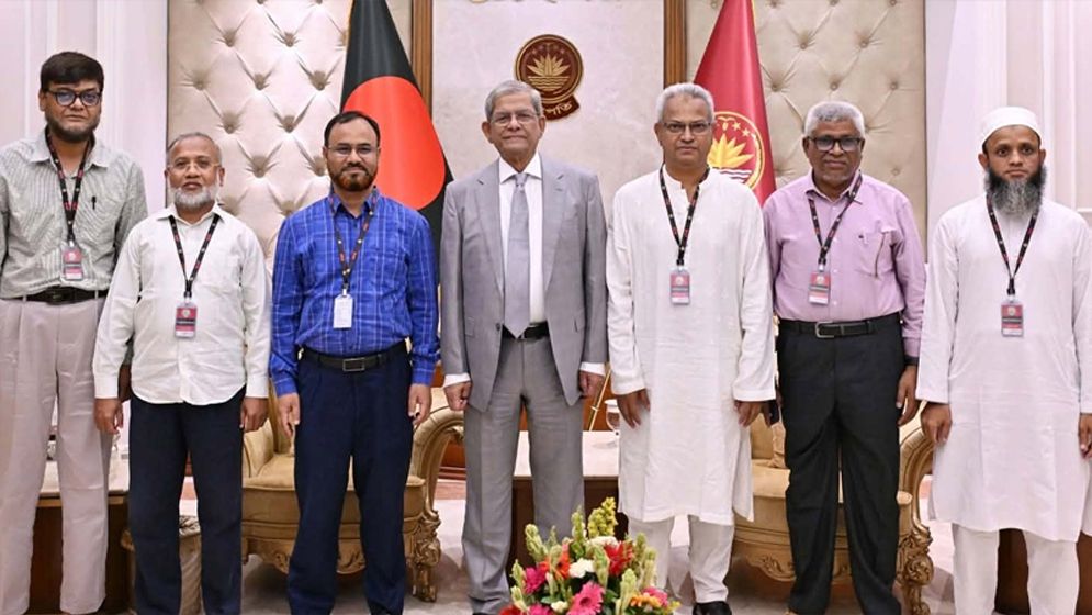 এআইয়ের ব্যবহার পরিমিত হওয়া প্রয়োজন, যাতে সৃজনশীলতা হ্রাস না পায়: রাষ্ট্রপতি