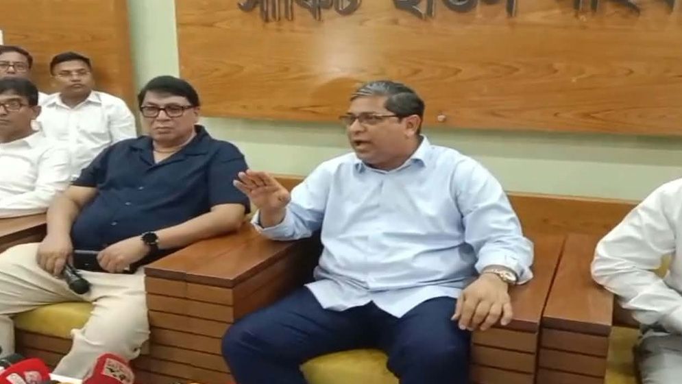 ২০ বছর উন্নয়নের জোয়ার হলে রাস্তা-ব্রিজ-ড্রেনেজ-পানি কোথায়?