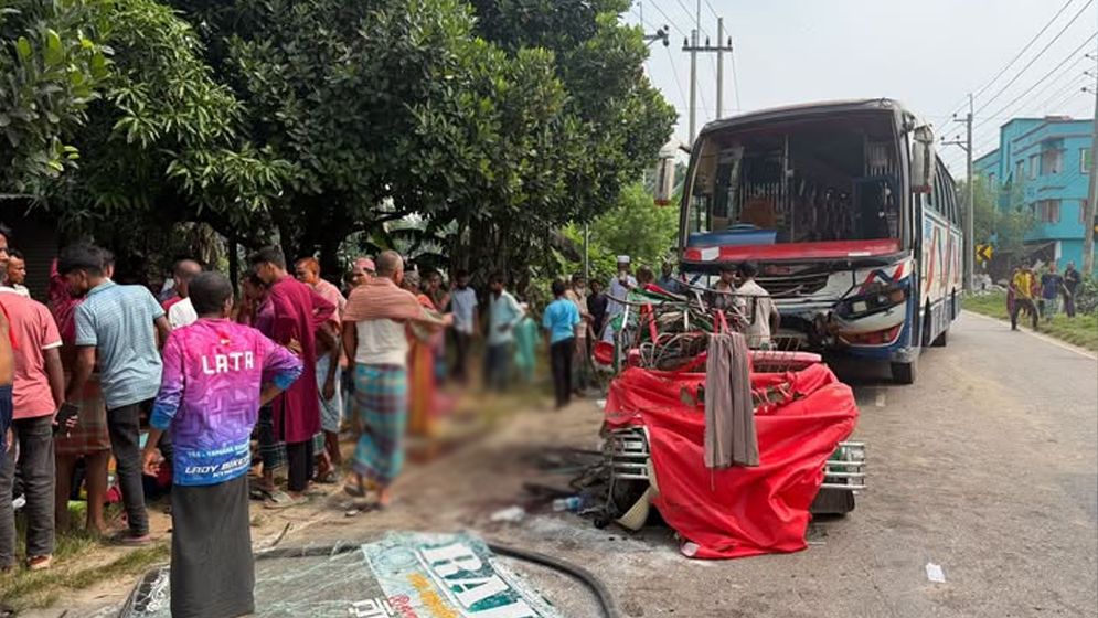ময়মনসিংহে বাস ও সিএনজির মুখোমুখি সংঘর্ষে ৭ জন নিহত