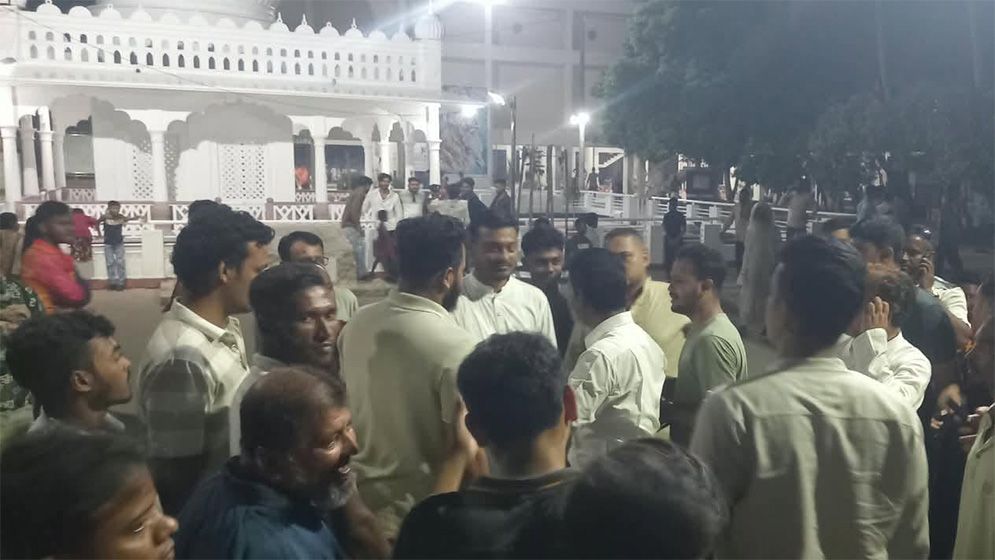 কুষ্টিয়ায় নাসীরুদ্দীন পাটওয়ারীর ওপর হামলা, গাড়ি ভাঙচুর