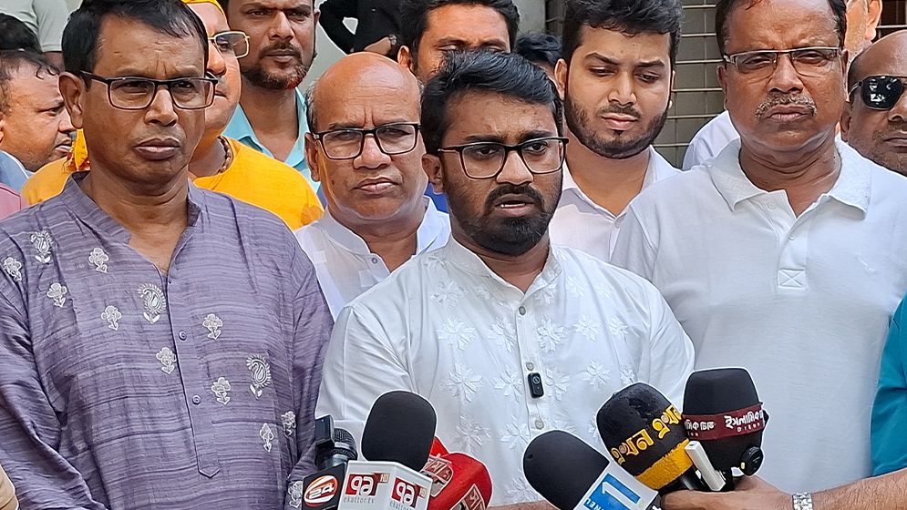 দুর্গোৎসবে বিশৃঙ্খলা সৃষ্টির জন্য আওয়ামী লীগ ষড়যন্ত্র করছে: রাশেদ খাঁন