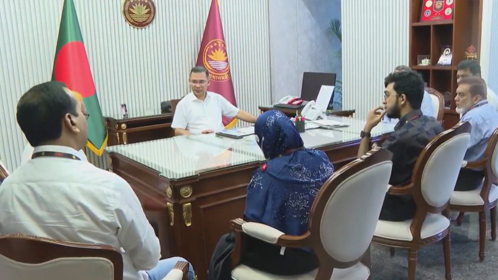 প্রধানমন্ত্রীর সঙ্গে সাক্ষাৎ করলেন আবরার ফাহাদের পরিবারের সদস্যরা