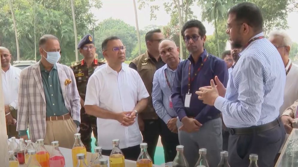 মানববর্জ্য থেকে জ্বালানি তেল উৎপাদন প্রকল্প দেখলেন প্রধানমন্ত্রী, বাস্তবায়নে সহায়তার আশ্বাস