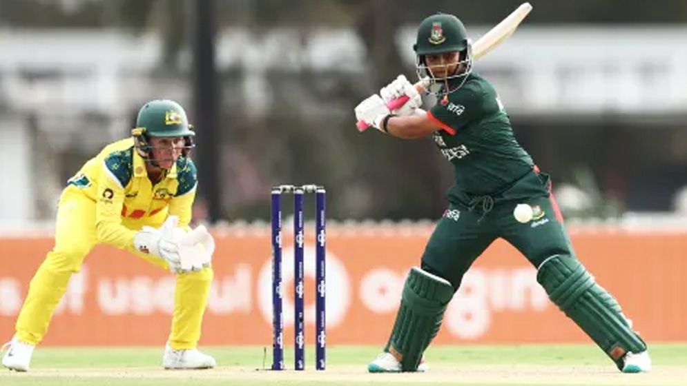 সোবহানার রেকর্ড সেঞ্চুরিও ম্লান, বড় হার বাংলাদেশের