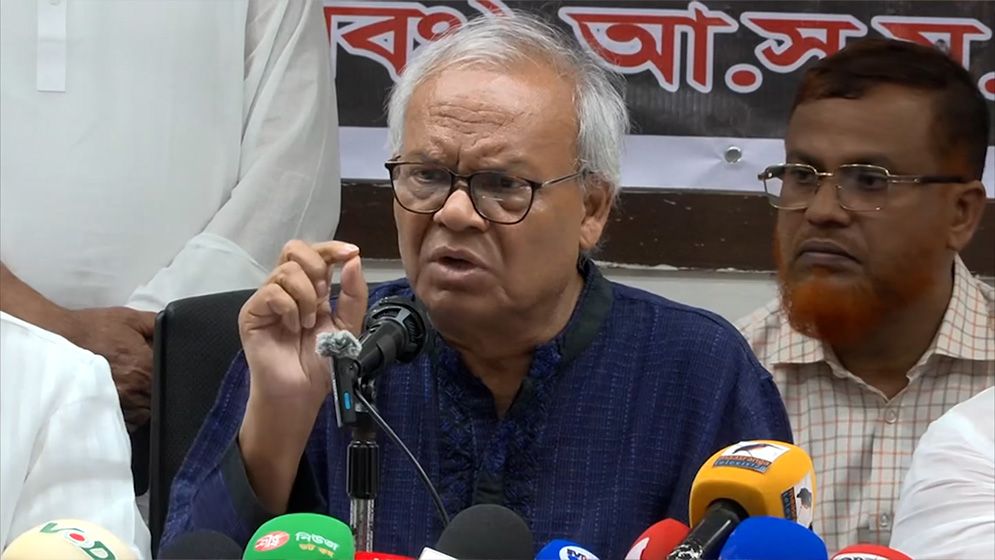 পরাজিত শক্তির মদদে দেশে নানা ধরনের নাশকতা চালানো হচ্ছে: রিজভী