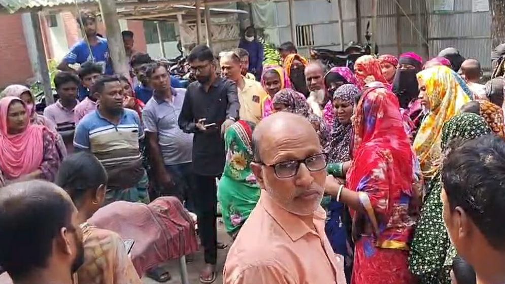সাতক্ষীরায় পারিবারিক বিরোধের জেরে নিহত ১