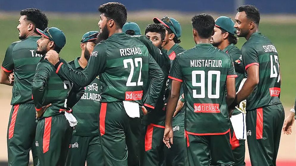 স্লো ওভার রেটে জরিমানা, শান্ত-হৃদয়দের ম্যাচ ফি'র ৫ শতাংশ কাটা