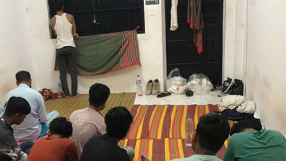 কম্বোডিয়ার ডিটেনশন সেন্টার থেকে উদ্ধার ৩০ বাংলাদেশি দেশে ফিরেছেন