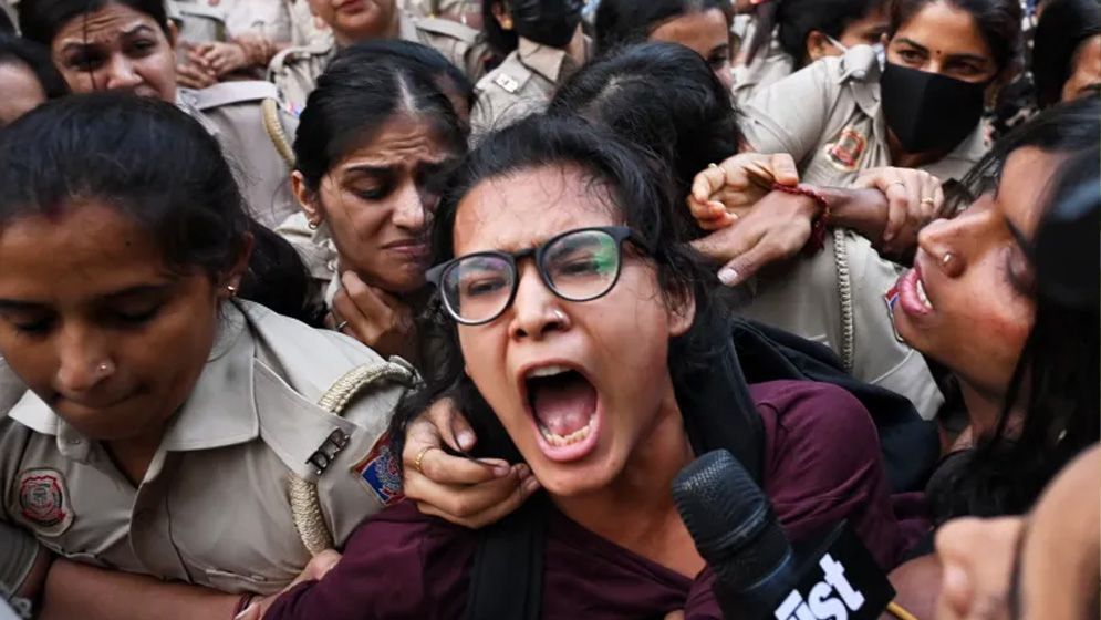 নতুন ‘লাল তারকা’ নেহা বোরা মোদির জন্য কতটা চিন্তার?