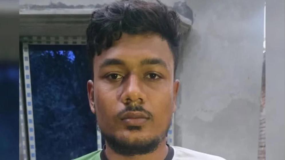 প্রধানমন্ত্রীর রাজশাহী সফরকে কেন্দ্র করে 'স্নাইপারের অভাব ছিল' মন্তব্যকারী আটক