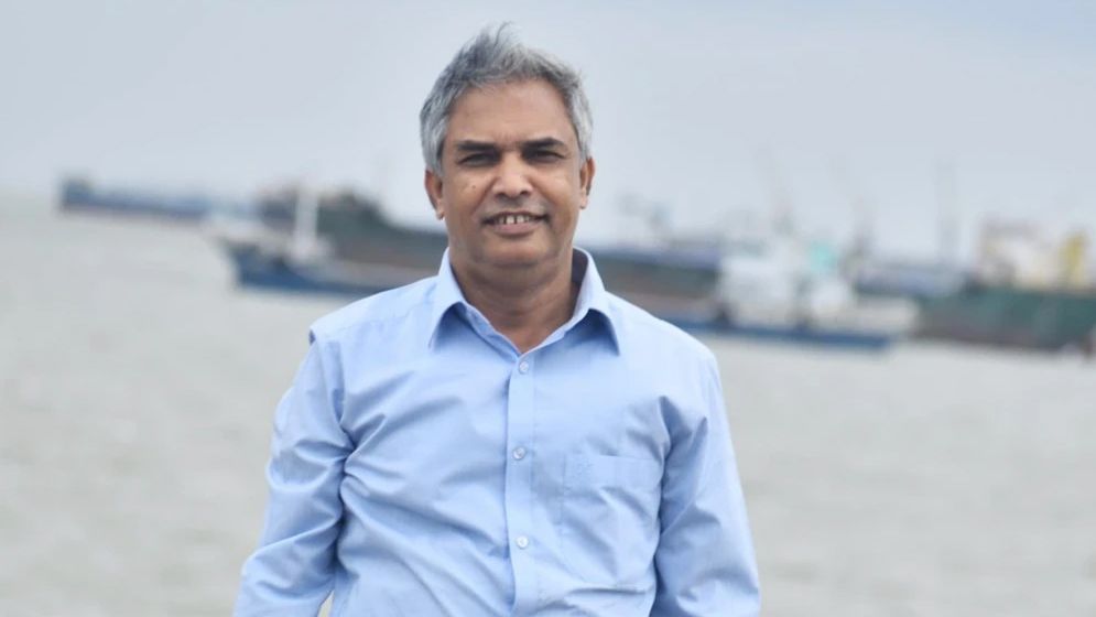 আনাচে-কানাচে মাদ্রাসা সম্পর্কে সরকারের অবস্থান প্রয়োজন