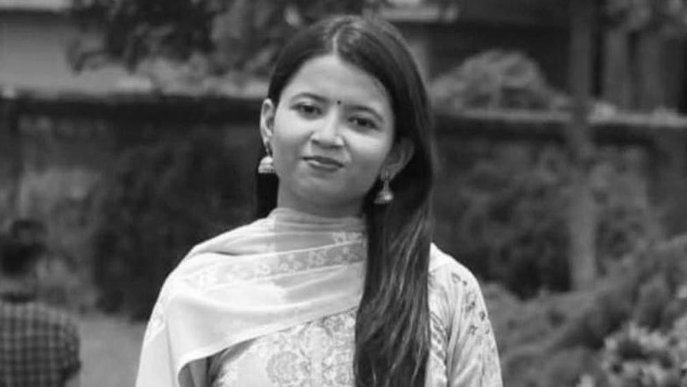 নারায়ণগঞ্জের ফতুল্লায় কুবি শিক্ষার্থীর ঝুলন্ত মরদেহ উদ্ধার