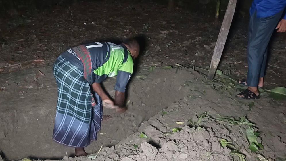 সাঈদীর মামলার বাদীর মরদেহ নিয়ে দিনভর উত্তেজনা, রাতে দাফন