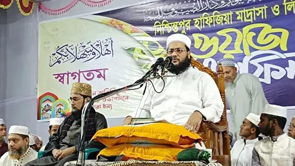 সাংবাদিকদের পেটানোর হুমকি, ৭ দিনের মধ্যে ক্ষমা চাইতে এনায়েতুল্লাহ আব্বাসীকে লিগ্যাল নোটিশ