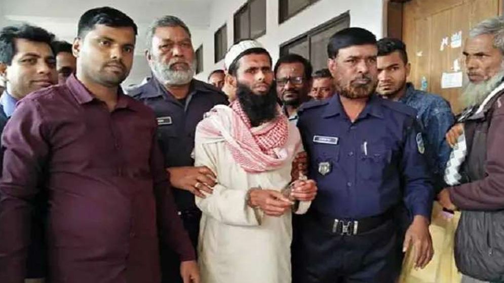 পছন্দের মেয়ের সঙ্গে বিয়েতে বাধায় বাবাকে হত্যা: হাইকোর্টে খালাস মৃত্যুদণ্ডপ্রাপ্ত ছেলে