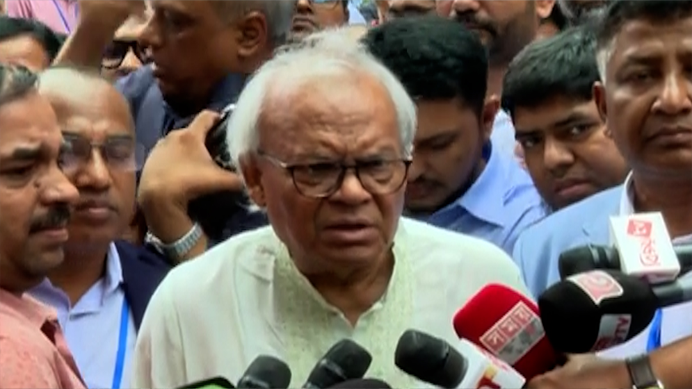 সরকারের ইতিবাচক রাজনীতি দেখে জনগণকে বিভ্রান্ত করতে চায় বিরোধী দল: রিজভী